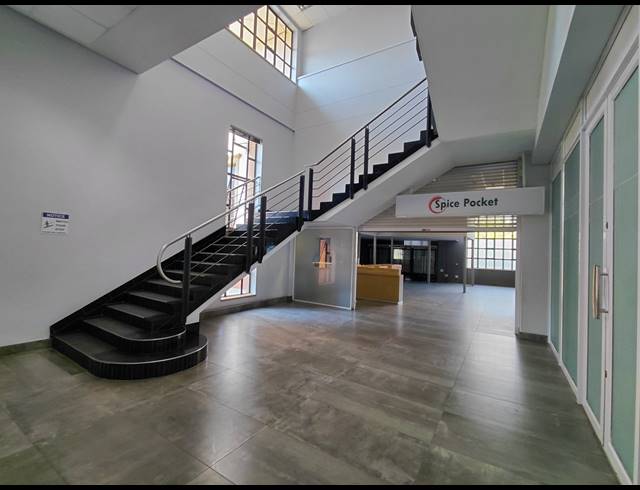 256M² RETAIL TO LET IN BRYANSTON